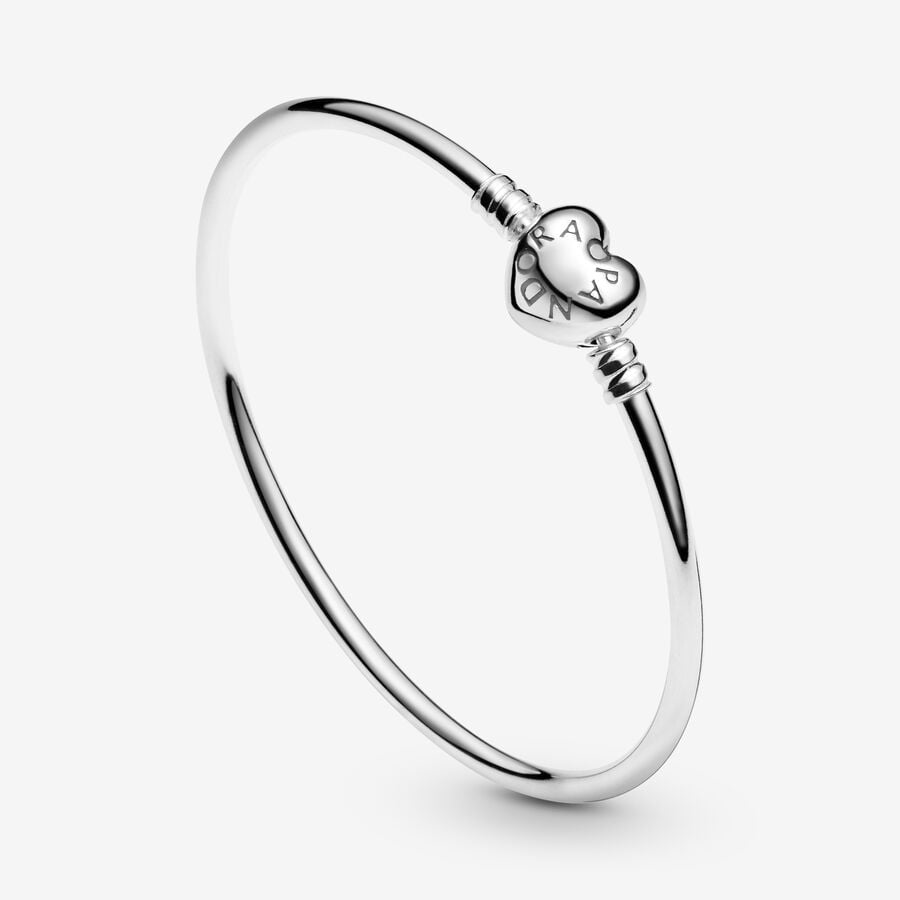 Moments Heart Clasp Bangle