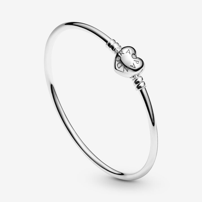 Moments Heart Clasp Bangle