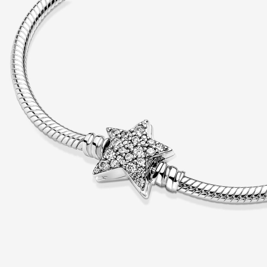 Moments Asymmetric Star Clasp Snake Chain Bracelet