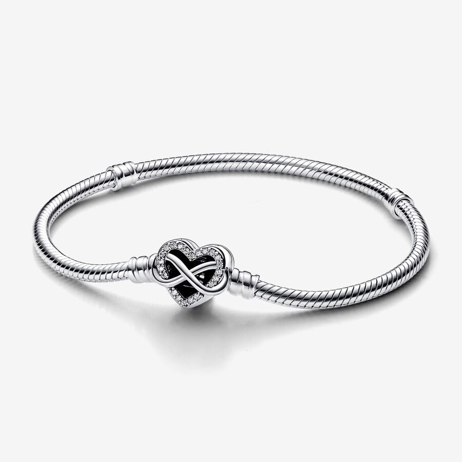 Moments Sparkling Infinity Heart Clasp Snake Chain Bracelet