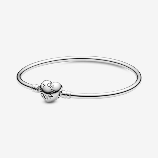 Moments Heart Clasp Bangle