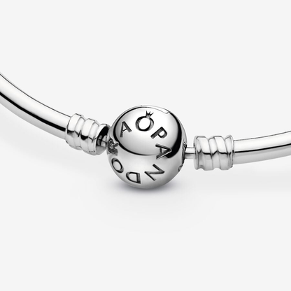 Moments Ball Clasp Bangle