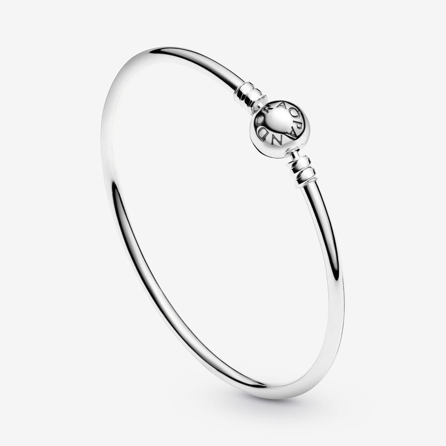 Moments Ball Clasp Bangle