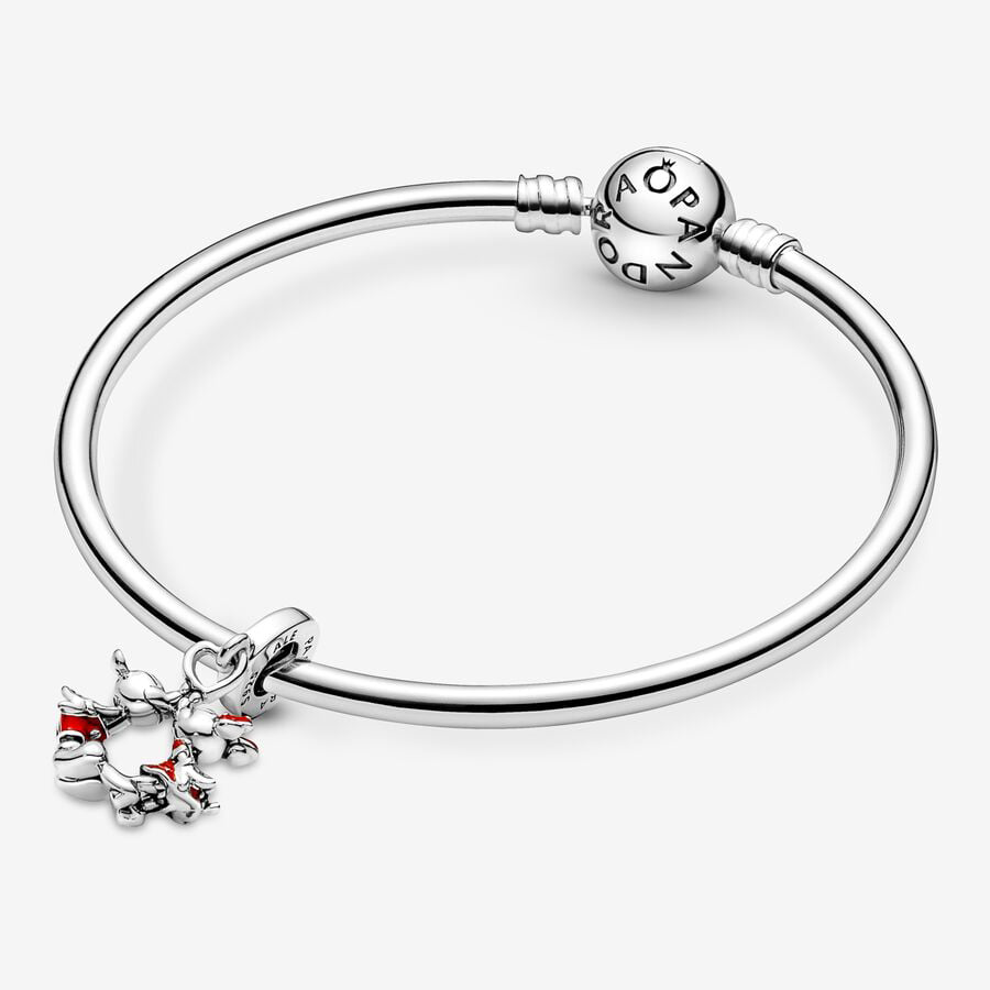 Mickey Mouse & Minnie Mouse Kissing Charm