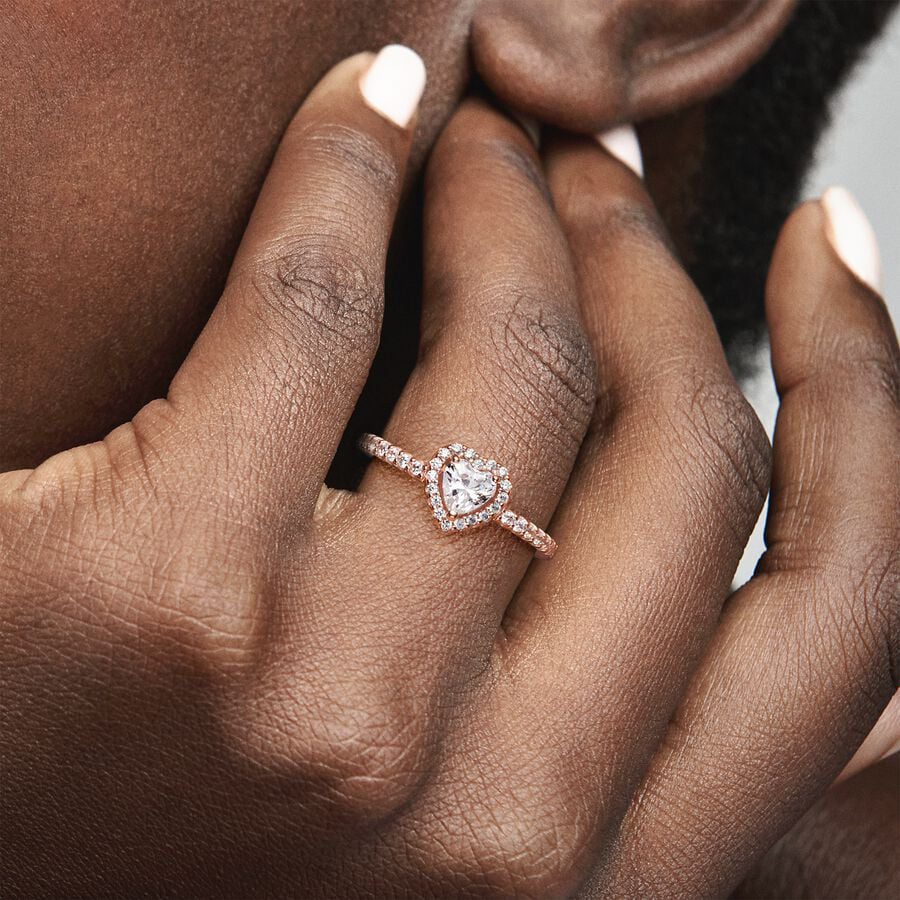 Rose Gold White Sparkling Heart Ring