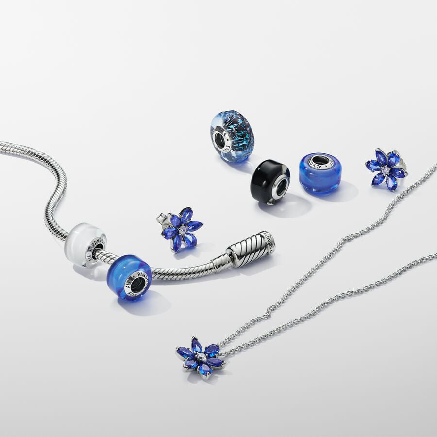 Blue Flower Sparkling Earrings